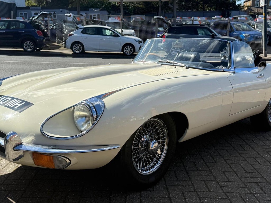 1970 Jaguar E-type